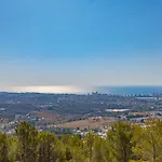 Villa Alicia - Plusholidays *