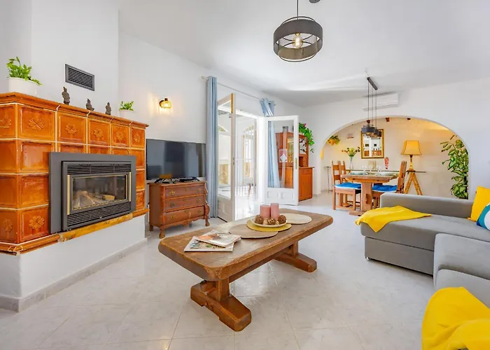 Villa Alicia - Plusholidays *