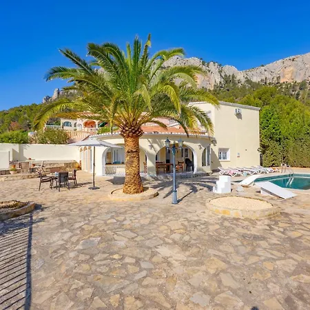 Alicia - Plusholidays ヴィラ *