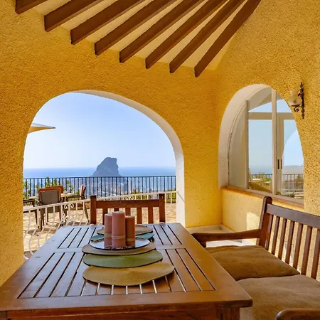 ヴィラ Alicia - Plusholidays